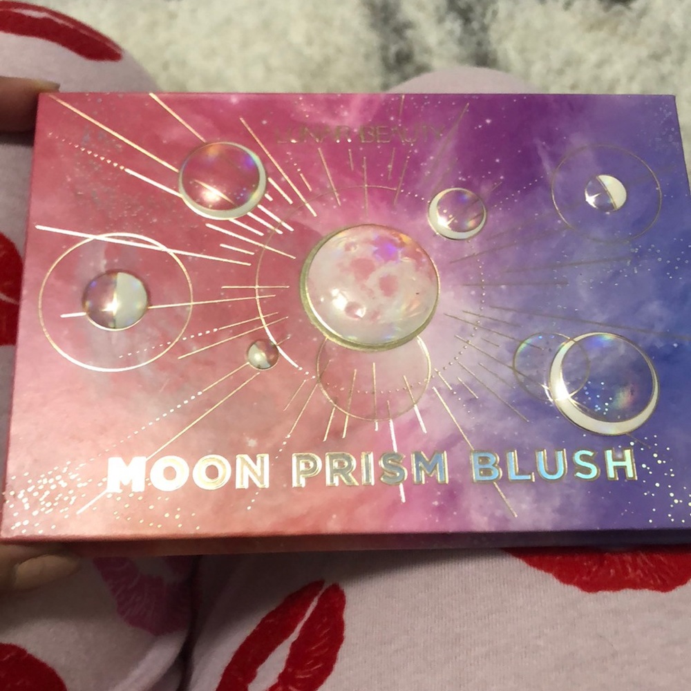 Moon prism blush from lunar beauty